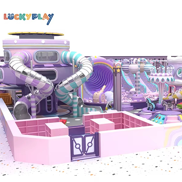 Parque de atracciones comercial Macaron con laberinto interior y zona de juego blanda interior