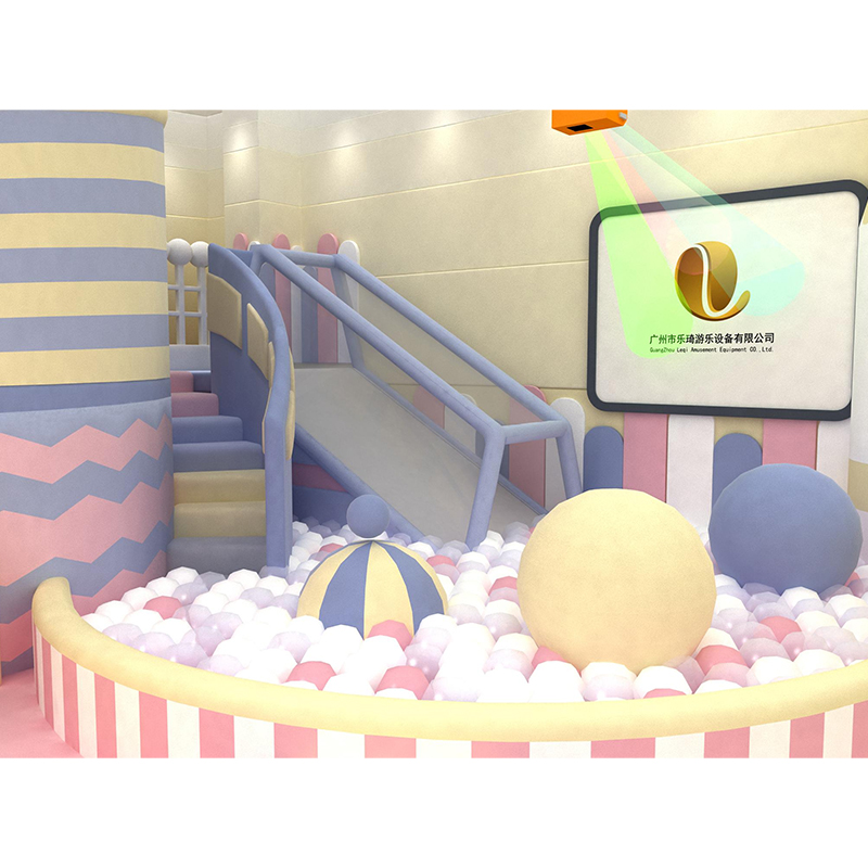 Fabricante de la marca Luckyplay casa de madera con tobogán infantil para parque de atracciones - Product Image