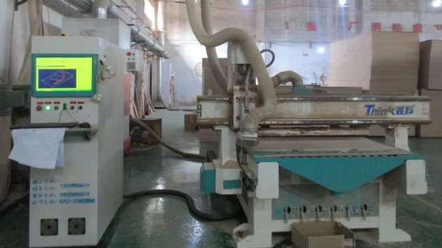Wooden Sawing Machine